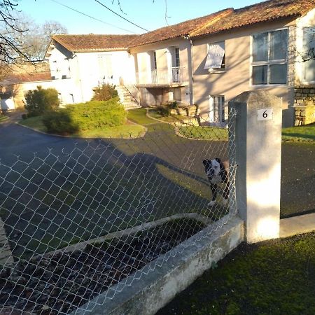 Chambre Privee Chez L'Habitant Et Partage Des Partie Communes Fontivillie Εξωτερικό φωτογραφία